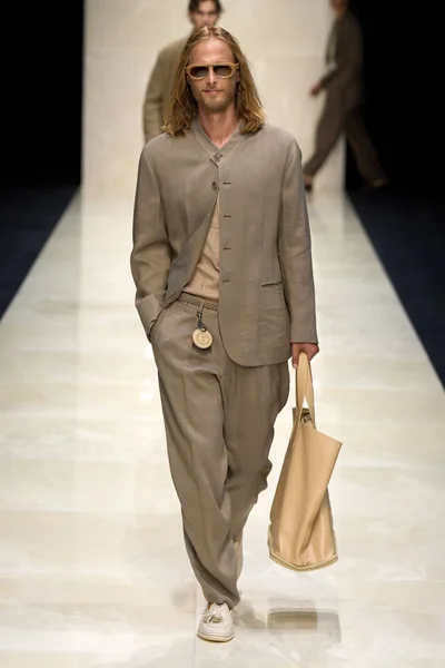 Look 36